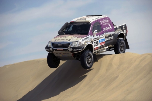 Bijltjesdag in Dakar Rally: Peter van Merksteijn crasht hard uit Dakar 2013